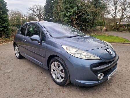 PEUGEOT 207 1.6 16v Sport